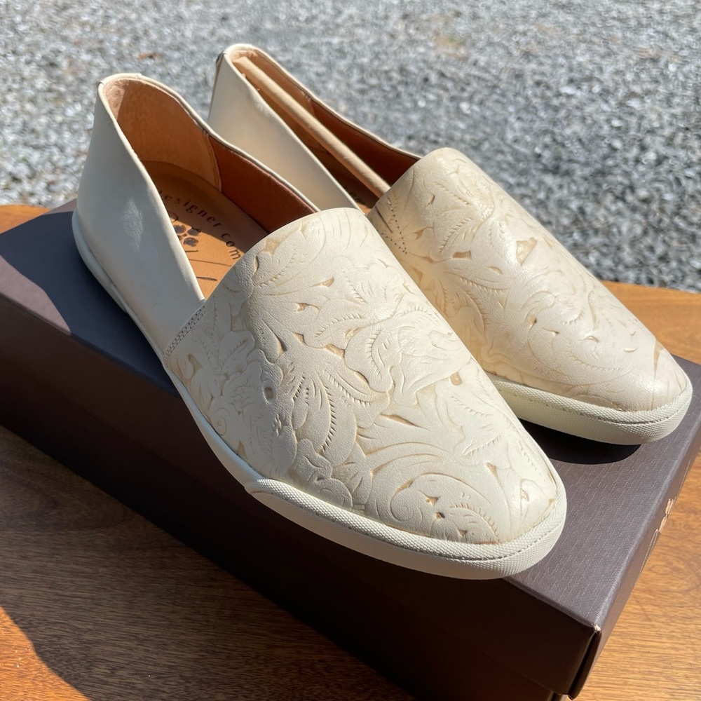 Patricia Nash Lola Tooled Leather Slip-On 8.5 New
